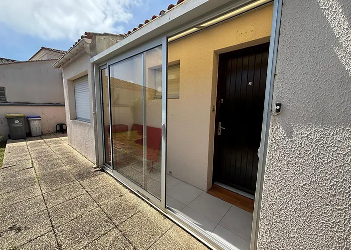 Hébergement de vacances Maison Aux Sables-d'olonne Avec Jardin, 4 Couchages - Fr-1-197-627