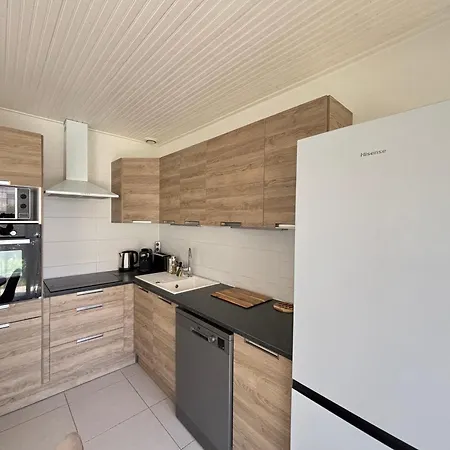 Maison Aux Sables-d'olonne Avec Jardin, 4 Couchages - Fr-1-197-627 *