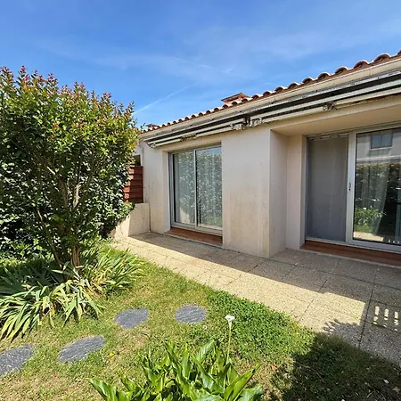 Maison Aux Sables-d'olonne Avec Jardin, 4 Couchages